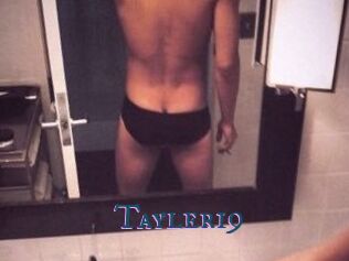 Tayler19